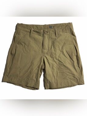 Gap Men 28 Inch Waist Tan Khaki Quick Dry Hybrid Activewear Shorts
